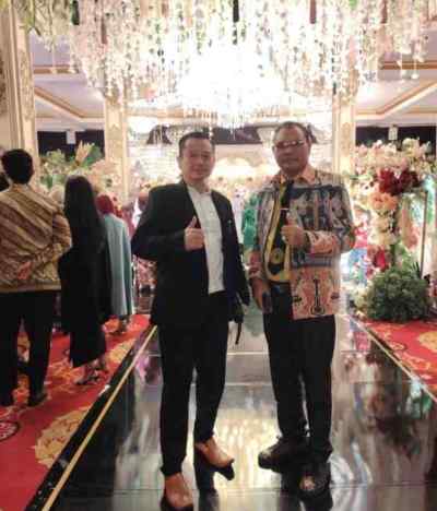 AMOS CADU HINA, S.H., M.H. SEKJEN DAN OKI PRASETIAWAN, S.M., S.H., M.H., CLMA. KETUA DEWAN PAKAR DPP LPRI HADIRI PERNIKAHAN PUTRA DAN PUTRI PERWIRA TINGGI TNI AL DI BALAI SAMUDERA JAKARTA IMG_20260426_075636.jpg